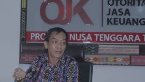 Kepala OJK NTT Japarmen Manalu. (ANTARA)