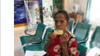 Maria Pay (50) merupakan peserta Jaminan Kesehatan Nasional yang tinggal di Kota Kupang