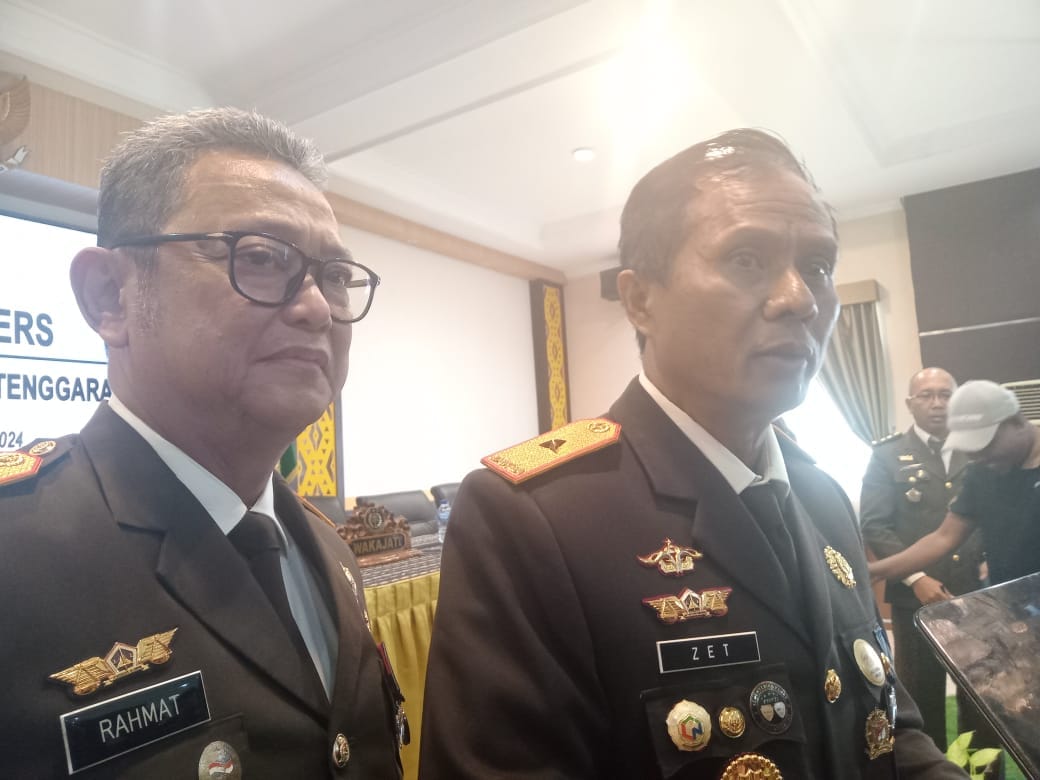 kejati zet Kepala Kejaksaan Tinggi Nusa Tenggara Timur Zet Tadung Allo, S.H.,M.H (Kanan) FOTO MEDIASI NTT.COM/BEN.
