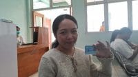 felista Felisitas salah seorang pasien yang ikut dalam program JKN saat ditemui di Rumah Sakit Borromeus pada Senin (05/08).