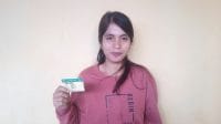 Ester Januarti Bengu (20), salah satu peserta Program Jaminan Kesehatan Nasional (JKN