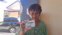 Helsiana Sialana (77), seorang peserta JKN