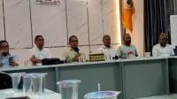 melkii kada Pasangan Melki Lakalena-Jhony Asadoma saat memberikan keterangan pers dalam rangka deklarasi sebagai pasangan calon gubernur dan wakil gubernur di lima lokasi di Provinsi Nusa Tenggara Timur, Jumat. FOTO MEDIASI NTT.COM/BENY