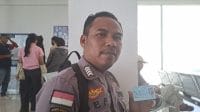 pol Anggota Kepolisian Negara Republik Indonesia (POLRI) bernama Defrianus Kapitan (39) menilai bahwa kehadiran Program Jaminan Kesehatan Nasional (JKN) sangat membantu menstabilkan kondisi keuangan keluarganya.