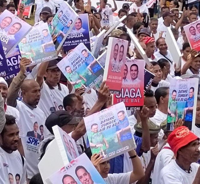 siga 2 Deklarasi akbar pasangan calon Simon Petrus Kamlasi - Adrianus Garu (Paket SIAGA) sebagai calon Gubernur NTT dan calon Wakil Gubernur NTT dihadiri ribuan massa di lapangan, Puspenmas Kota Soe, Kabupaten Timor Tengah Selatan (TTS), Sabtu (2/9 2024).