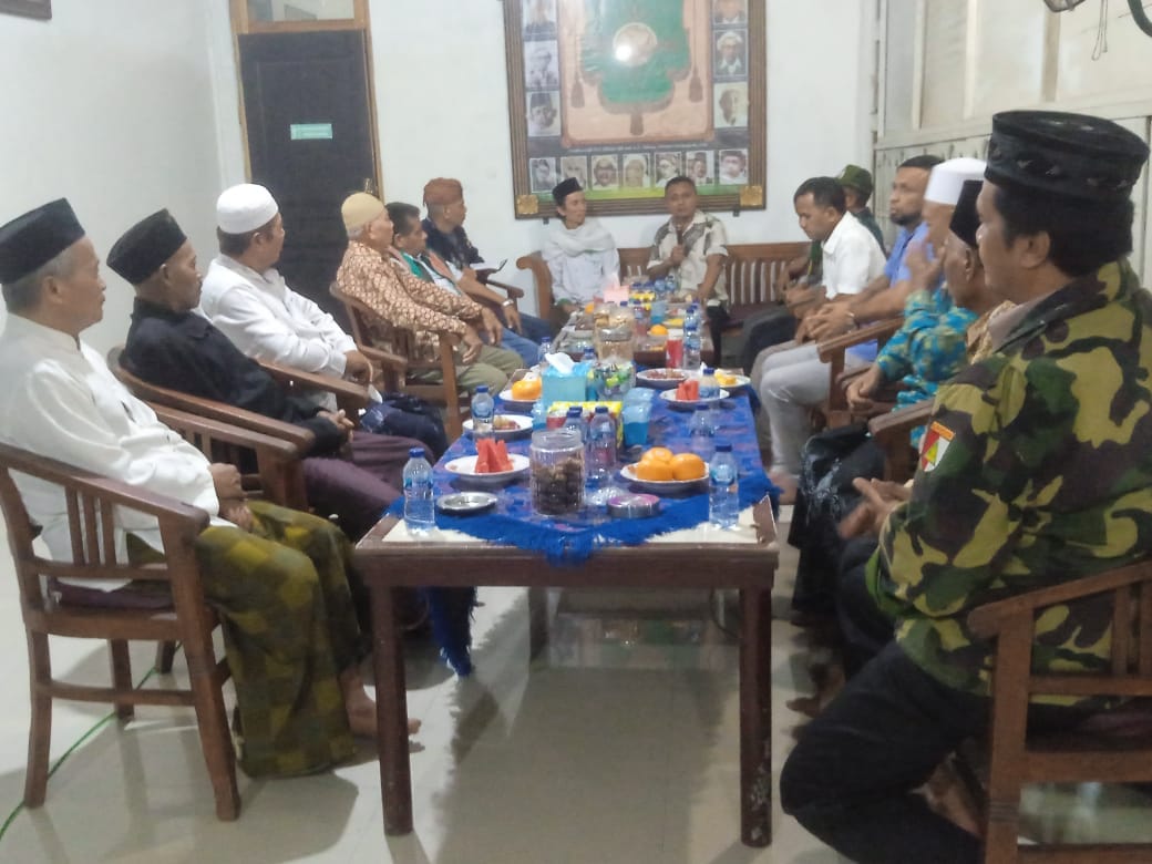 banser Gerakan Pemuda Ansor (GP Ansor) menyatakan dukungan terhadap pasangan Calon Gubernur dan Wakil Gubernur NTT Simon Petrus Kamlasil-Adrianus Garu dalam pilkada 27 November 2024.