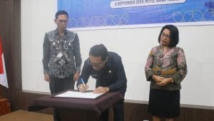 Pejabat Bupati Kupang Alexon Lumba melakukan Pencanangan dan Bimbingan Teknis Desa Cinta Statistik (Desa Cantik) 2024 dan Pembinaan Statistik Sektoral di Kabupaten Kupang yang di inisiasi oleh Badan Pusat Statistik Kabupaten Kupang dilakukan pada Jumat (6/9/2024).