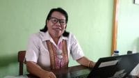 Pelaksana Tugas Kepala Sekolah SD Bertingkat Oebobo 2, Kota Kupang Maria E Rajius S,Ag
