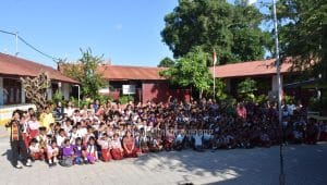 Penjabat Wali Kota Kupang, Linus Lusi, S.Pd., M.Pd turun langsung ke sekolah-sekolah untuk melihat proses pembelajaran yang dilakukan di sekolah dasar di Kota Kupang dalam mendukung pembangunan sektor pendidikan yang berkualitas.