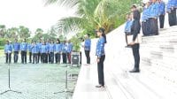apel Wakil Bupati Kupang Aurum Titu Eki , saat memimpin Apel Kesadaran Korpri Lingkup Pemerintah Kabupaten Kupang, di halaman Kantor Bupati Kupang, Oelamasi, Senin (17/3). Foto Prokopim Setda Kabupaten Kupang.