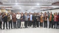 bupati kupang 1 Bupati Kupang Yosef Lede di Kupang, Sabtu mengikuti rakor bidang kesehatang yang dipimpin Menteri Kesehatan RI Budi Gunadi Sadikin.