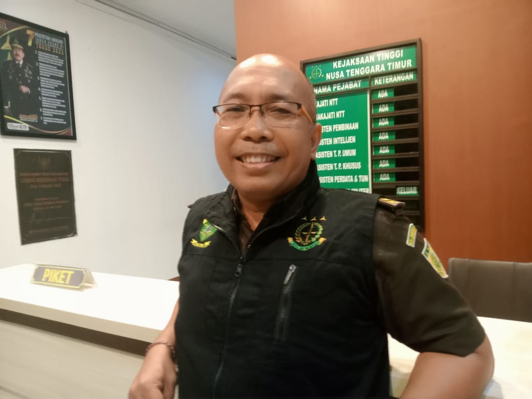 raka 2 Kasi Penkum Kejati NTT, Kasi Penkum Kejati NTT A.A Raka Putra Dharmana. FOTO/MEDIASI NTT.COM/BENY