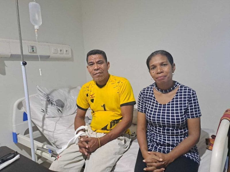 vertigo Zet Blegur (49), salah satu pasien peserta program JKN ketika menjalani masa perawatan di salah satu rumah sakit yang ada di Kota Kupang beberapa waktu lalu.