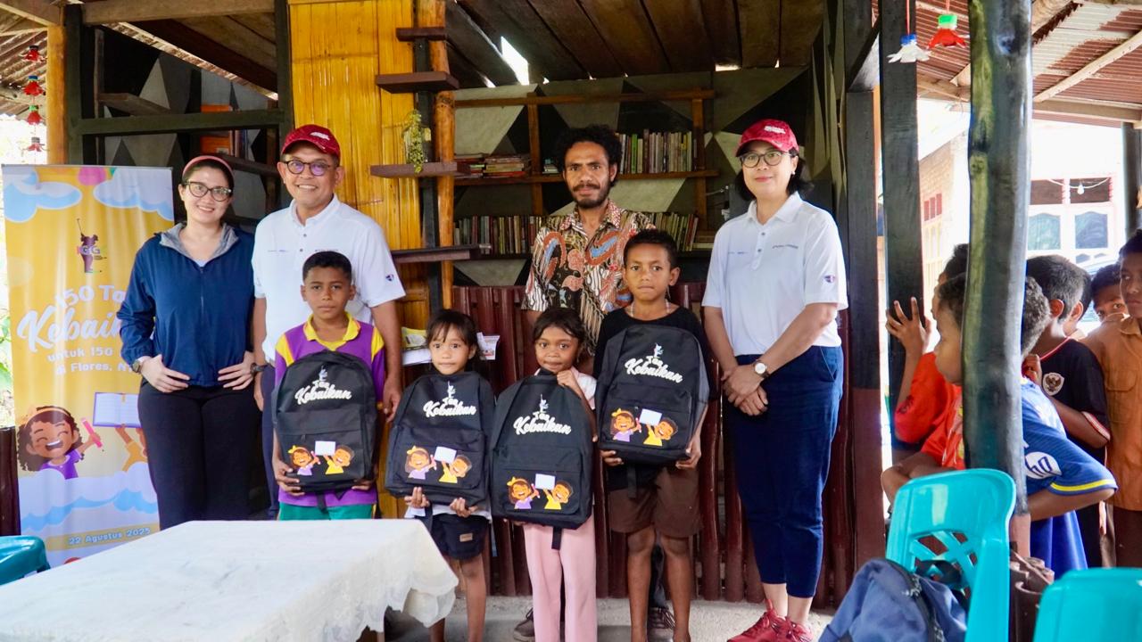 Indonesian Geothermal Golf Community (IGGC) menyalurkan bantuan pendidikan sebanyak 150 set berupa peralatan sekolah dan uang tunai sebesar Rp 300 ribu per anak kepada anak-anak di dua kabupaten, yakni Nagekeo dan Ngada, Provinsi Nusa Tenggara Timur.