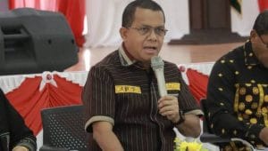 Gubernur Nusa Tenggara Timur, Emanuel Melkiades Lake Lena.