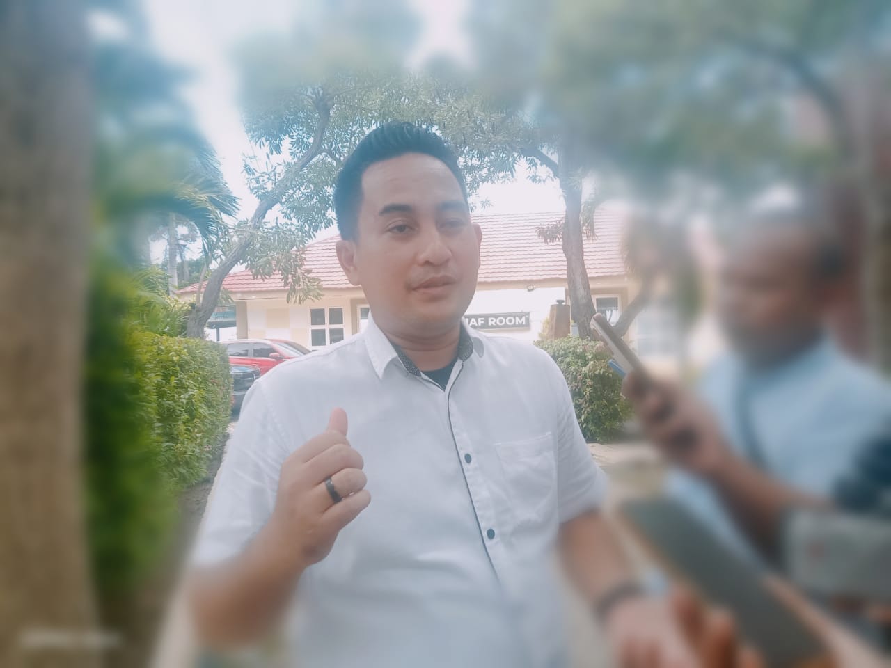 Branch Manager Chery Mahkota Kupang, Piere Pello
