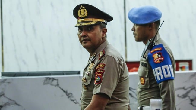 peca - Mantan Kapolres Bima Kota AKBP Didik Putra Kuncoro juga ditetapkan sebagai tersangka penerima aliran dana hasil tindak pidana narkoba mencapai Rp2,8 miliar.
