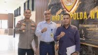 MARIO MAMO KETERANGAN FOTO/HO-HUMAS UNDANA- Kepala Biro Perencanaan dan Kerja Sama (BPKS) Undana, Yefry C. Adoe, S.E., M.AP (kedua dari kiri) melakukan pertemuan koordinasi di Kantor Polda NTT, Rabu (25/2), bersama PS. Kasubbagselek Bagdalpers RO SDM Polda NTT, AKP I Gusti Andre Putra Sidarta terkait pembentukan Pusat Studi Kepolisian (PSK) di NTT.