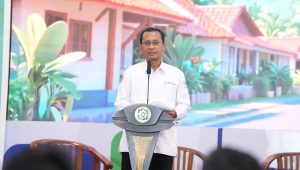 Direktur Utama BPJS Kesehatan Prihati Pujowaskito dalam konferensi pers persiapan mudik Lebaran 2026 seperti dipantaau daari Kupang, Senin petang.