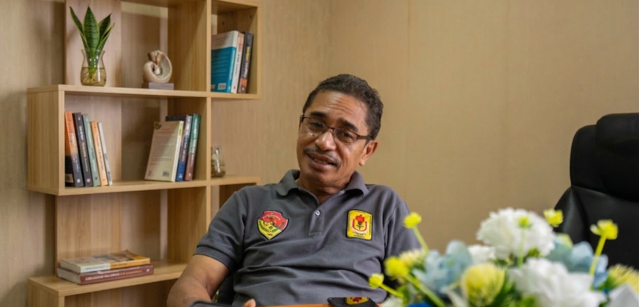 Wakil Rektor Bidang Kemahasiswaan dan Alumni Undana, Dr. Siprianus Suban Garak, M.Sc.,