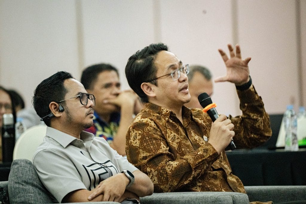 KETERANGAN FOTO/HO-HUMAS UNDANA- Dirjen Risbang sekaligus Ketua Dewan Pengawas Undana, Dr. Fauzan Adziman, S.T., M.Eng., dalam hari keempat Rapat Tinjauan Manajemen (RTM) Undana di Hotel Harper, Kupang, Sabtu (28/2).