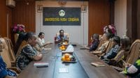 KETERANGAN FOTO/HO-HUMAS UNDANA - Para pimpinan keempat institusi pendidikan tinggi negeri tersebut sedang melakukan pertemuan di Ruang Rapat Rektor Undana, Rabu (25/2) guna menciptakan solusi berbasis sains yang berdampak langsung pada masyarakat.