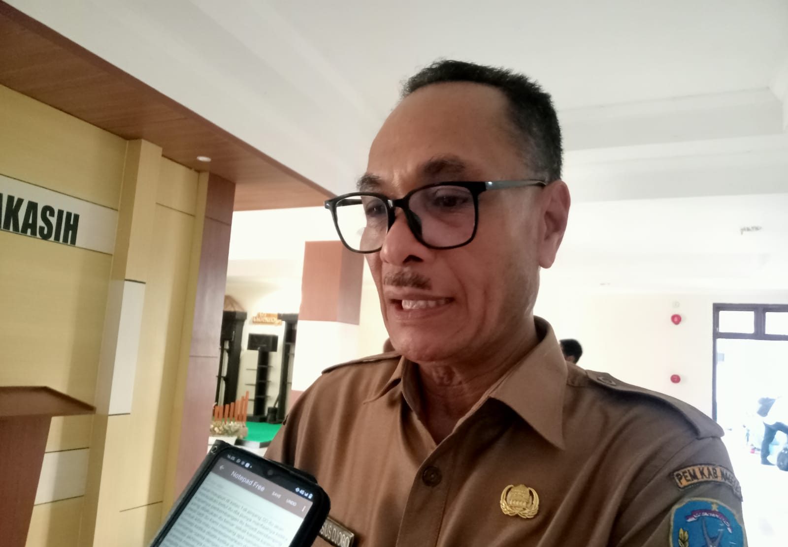 WhatsApp Image 2026-05-11 at 20.17.43 Kepala Dinas Pendidikan dan Kebudayaan Kabupaten Negekeo, Provinsi Nusa Tenggara Timur Tarsisius Djogo