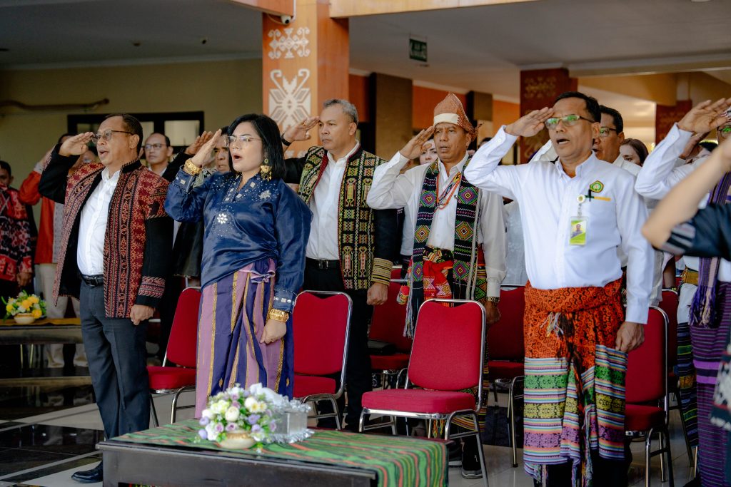 hardi 1 Deretan Pimpinan Rektorat, Ketua Senat dan Pimpinan Unit Kerja Lingkup Undana