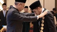 Prof. Dr. Ir. Jefri Samuel Bale, S.T., M.Eng., saat dilantik menjadi Rektor Universitas Nusa Cendana (Undana)