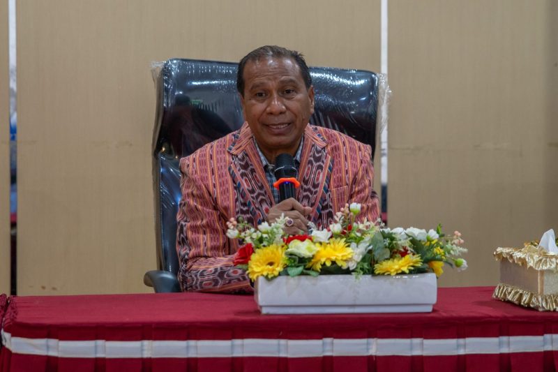 dekan fkip prof melkisedek taneo Dekan FKIP Undana, Prof. Dr. Drs. Malkisedek Taneo, M.Si., (foto/HO-humas undana)