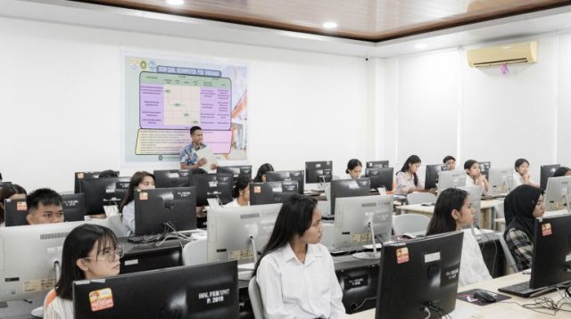 Universitas Nusa Cendana (Undana) resmi membuka kesempatan bagi para pekerja, profesional, maupun mantan mahasiswa di Nusa Tenggara Timur (NTT) untuk meraih gelar sarjana (S-1) dan magister (S-2) dalam waktu lebih singkat