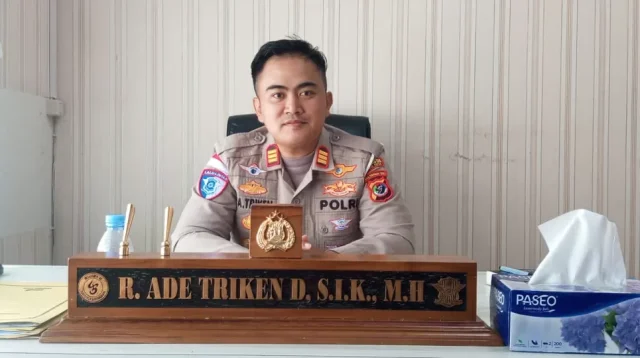 Kasat Lantas Polresta Kupang Kota AKP R. Ade Triken Deayomi. (Foto/HO-VN)