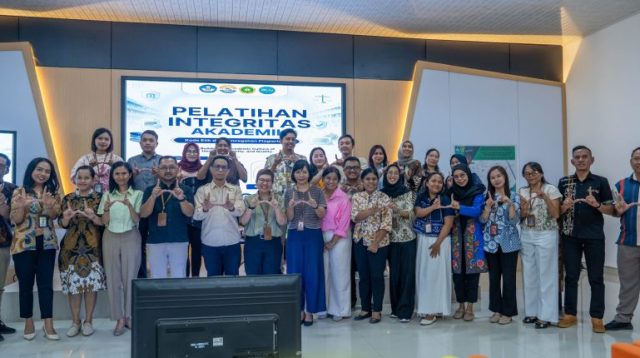 Fakultas Ekonomi dan Bisnis (FEB) Universitas Nusa Cendana (Undana) menggelar Pelatihan Integritas Akademik Kode Etik dan Pencegahan Plagiarisme di Aula FEB Undana, Kamis (6/8/2026).