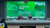 Wakil Rektor IV Bidang Perencanaan, Kerja Sama dan Sistem Informasi, Prof. Dr. Philiphi de Rozari, S.Si., M.Si., M.Sc., Ph.D, didampingi Kepala Biro Perencanaan dan Kerja Sama (BPKS) Undana, Yefry C. Adoe, SE., M.AP.,dalam penjelasnanya kepada wartawan Rabu (5/8/2026)
